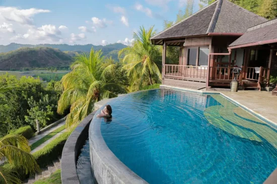 Comment hiverner sa piscine hors-sol efficacement ?